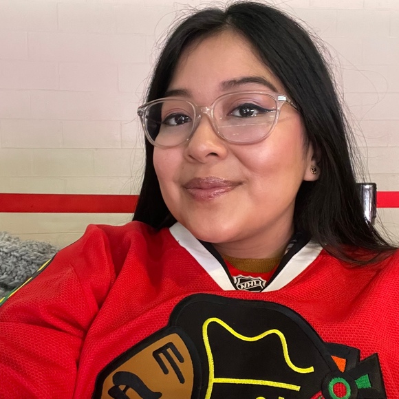 Meet your Posher, Martina - Picture 1 of 1